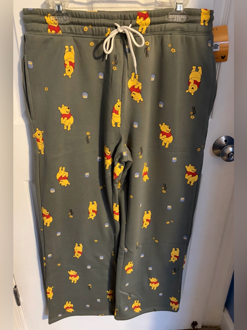 Disney Winnie the Pooh Sweatpants, Women’s size large (12-14) NWT